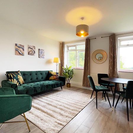 Sophie Place In Vauxhall - 3 Double Beds, 1 Sofa Bed, Spacious London Kültér fotó