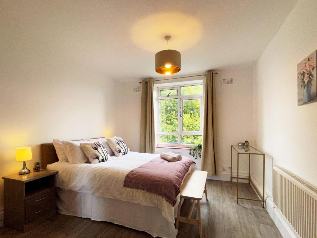 Sophie Place In Vauxhall - 3 Double Beds, 1 Sofa Bed, Spacious London Kültér fotó