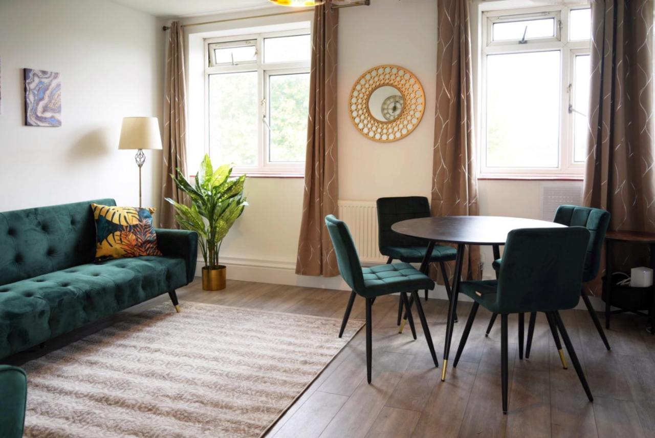 Sophie Place In Vauxhall - 3 Double Beds, 1 Sofa Bed, Spacious London Kültér fotó