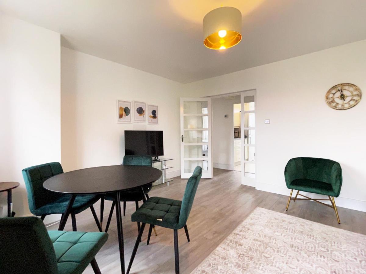 Sophie Place In Vauxhall - 3 Double Beds, 1 Sofa Bed, Spacious London Kültér fotó