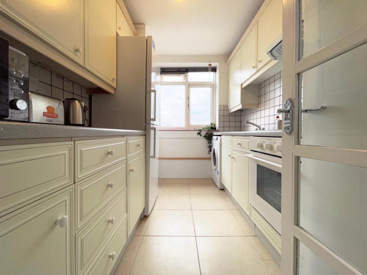 Sophie Place In Vauxhall - 3 Double Beds, 1 Sofa Bed, Spacious London Kültér fotó