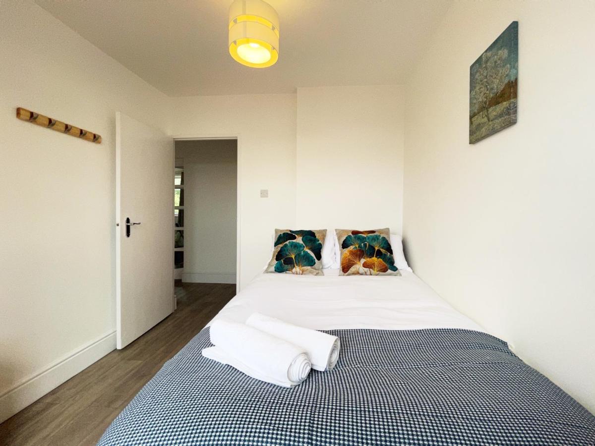 Sophie Place In Vauxhall - 3 Double Beds, 1 Sofa Bed, Spacious London Kültér fotó